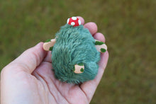 Cargar imagen en el visor de la galería, Chibitroll musgo
