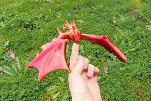 Cargar imagen en el visor de la galería, Dragones balancín