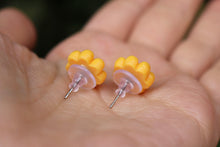 Cargar imagen en el visor de la galería, Pendientes ¨Girasoles¨