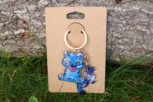 Load image into Gallery viewer, Llavero Derpy y Sussie de las guerreras K-pop péndulo