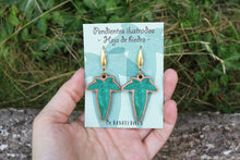 Cargar imagen en el visor de la galería, Pendientes hoja de hiedra de madera