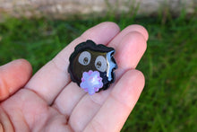 Load image into Gallery viewer, Pin acrílico de susuwatari spinner