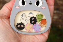 Cargar imagen en el visor de la galería, Llavero shaker de Totoro