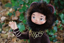 Cargar imagen en el visor de la galería, Artdoll de Mësika, guerrera del equilibrio natural (OOAK)