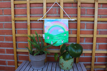 Cargar imagen en el visor de la galería, Pin banner / Expositor de pines de conejorias en un prado