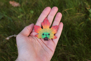 Matte multicolor maple leaf