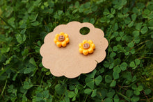 Load image into Gallery viewer, “Sunflowers” ​​Earrings
