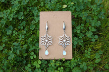 Load image into Gallery viewer, Snowflake earrings
