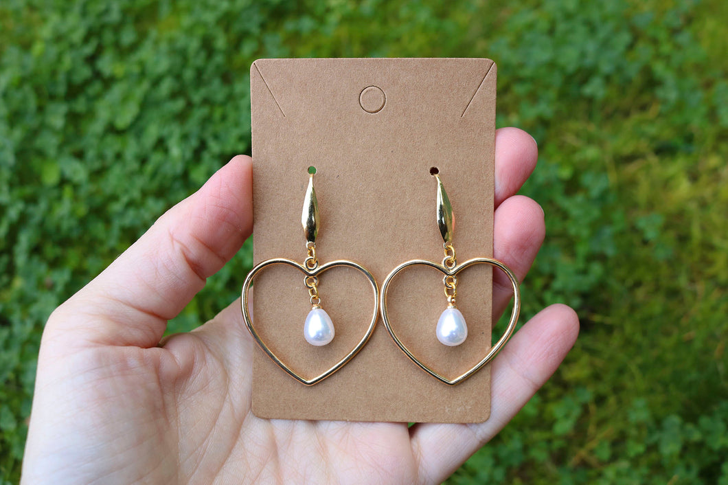 Pearl heart earrings