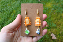 Load image into Gallery viewer, Bunny cookie earrings with tea
