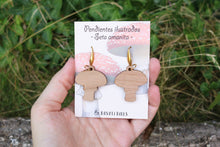 Cargar imagen en el visor de la galería, Pendientes seta amanita de madera

