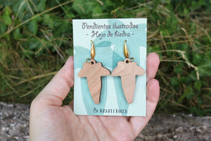 Pendientes hoja de hiedra de madera