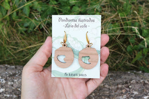 Pendientes lirio del valle de madera